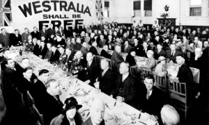 Secessionist meeting in 1934: the gentryist construct of 'consensus' has been used to imply acceptance of defeat.  Image State Library of WA.